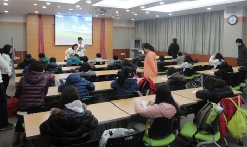 한국교육경영연구원은 오는 8월 12일부터 8월 14일까지 2박 3일간 유네스코 평화센터에서 자기주도 학습멘토링 캠프를 진행한다.