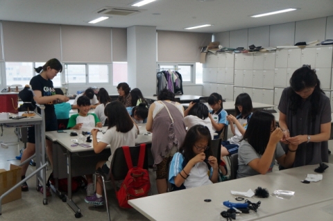 한국폴리텍대학 섬유패션캠퍼스가 5일 청소년 직업체험캠프를 진행했다.