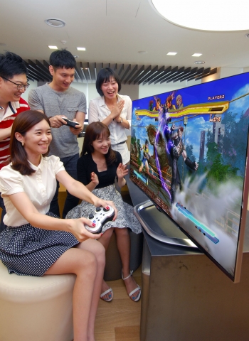 LG유플러스와 LG전자가 스마트TV용 클라우드 게임을 국내 최초로 출시했다.