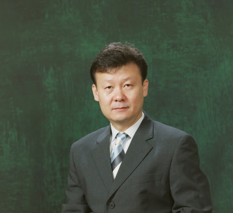 홍완식 교수