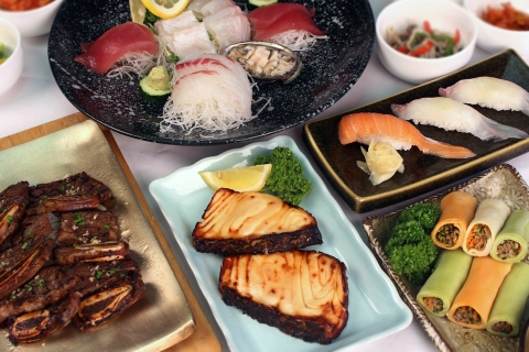 제주KAL호텔이 원앙 상차림을 선보였다.