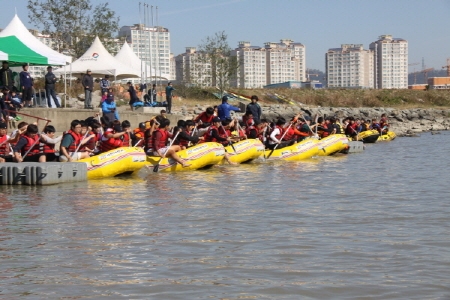 세한대학교 SRL해양레저특성화사업단이 주관하는 영산강 종합 수상레저스포츠 대회가 9월 14일 전남 나주시 영산대교 인근에서 개최된다.