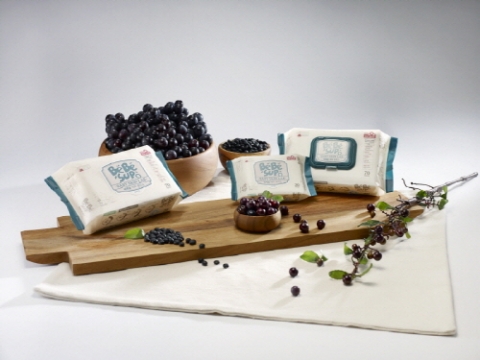 베베숲이 12가지 유해 성분을 뺀 아기 전용 물티슈 베베숲 제로 물티슈를 출시했다.