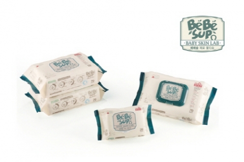 베베숲이 12가지 유해 성분을 뺀 아기 전용 물티슈 베베숲 제로 물티슈를 출시했다.