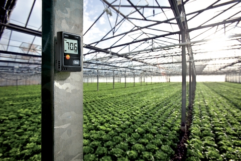 테스토코리아가 영농분야 전문가와 유통업계 종사자에게 이러한 어려운 점을 해결해 줄 수 있는 테스토 데이터로거를 추천한다.