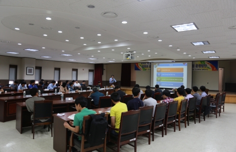 군산대학교가 주관한 융복합 디지털 포렌식 교육과정 학·연·산 교류회가 25일(수) 군산대학교 1층 황룡문화홀에서 개최되었다.