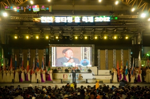 세계 춤꾼들이 주목하는 국내 최대의 춤축제가 천안삼거리공원에서 열린다.