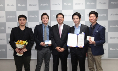 친환경 섬유 아이디어 공모전 우수상을 수상한 건국대 학생팀