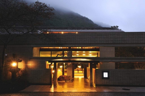 호시노 리조트 카이 하코네 외관