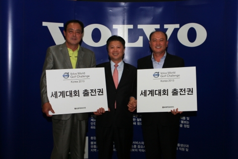 2013 볼보 월드 골프 챌린지 코리아 파이널의 우승자 우병용(좌)씨와 임채옥(우)씨는 내년 1월 남아공 더반에서 열리는 2014 볼보 월드 골프 챌린지 (Volvo World Golf Challenge) 파이널에 한국대표로 참가한다.