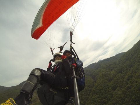 신갈청소년문화의집은 초, 중, 고등학생 30명을 대상으로 주말을 이용한 스포츠 체험 활동 무한도전 바람을 가르며 프로그램을 진행하였다.