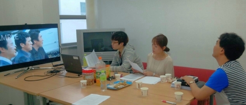 부산국제영화제 화면해설 분야 단기인턴 활동 장면