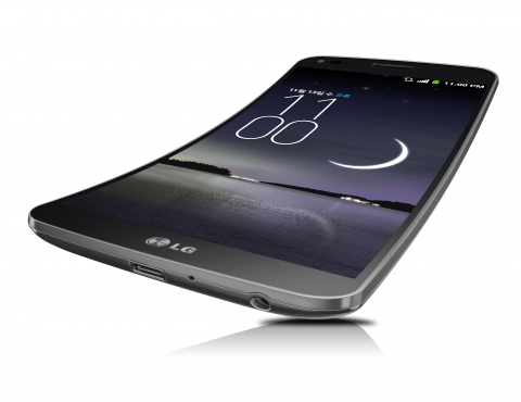LG전자가 커브드 스마트폰 LG G 플렉스를 공개했다.