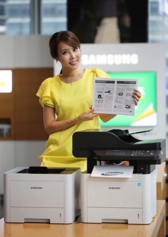 삼성전자가 중소기업이 사용하기 쉽고 유지비용이 저렴한 프린터와 프린팅 솔루션을 출시했다. A4 모노 레이저 프린터/복합기 M4020NX 시리즈는 분당 40매 출력이 가능하고 1만 