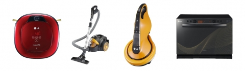 LG전자의 로보킹 레드(V-R6272LVM)와 로보싸이킹(VK8200LHAY), 침구킹 옐로우 컬러(VH9202DS) 청소기3총사와 광파오븐의 모습