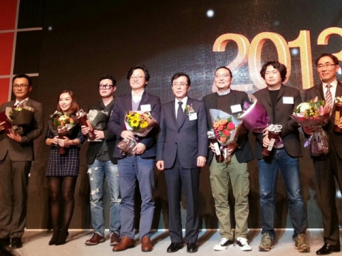 잡코리아가 대한민국광고대상 2관왕을 차지했다. 좌측 네 번째가 잡코리아 사업본부장 최창호 이사