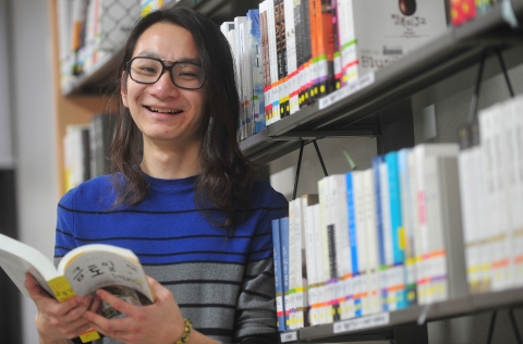 올해 건국대 독서왕으로 선정된 최수범(25ㆍ기술경영학과 4) 학생