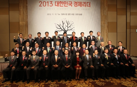 박승호 포항시장이 2013 대한민국 경제리더에 선정됐다.