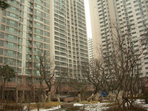 송파구 잠실청운부동산에 잠실엘스 아파트 109㎡(33평형) 반전세 매물이 의뢰되었다.