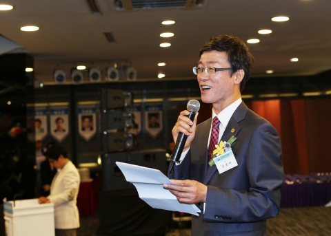 한국신지식인협회는 2013년도 14개 분야 신지식인(59명) 인증식을 개최한다.