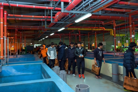전남 신안해양과학고등학교 자영수산과 1·2학년 학생들이 12일(목) 군산대학교를 방문했다.