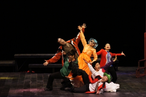 극단갯돌이 주최하는 마당극 추자씨 어디가세요가 12월 18일 오후 2시, 7시 목포문화예술회관 대극장에서 공연된다.