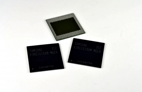 '8기가비트(Gb) LPDDR4 모바일 D램 제품 사진
