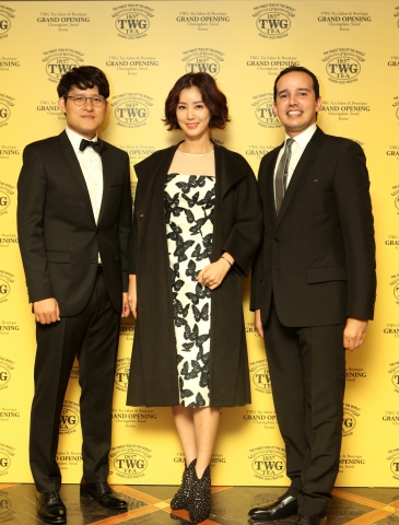 배우 김성령씨, 이재준 대표님, 북딥 회장님
