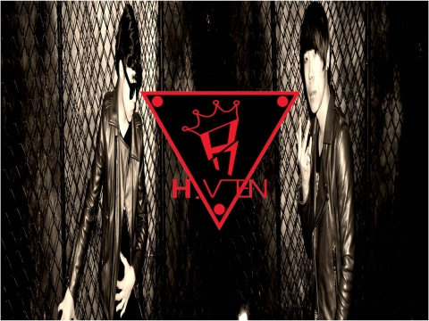 스페셜 엔터테인먼트는 헤븐(H.VEN) 멤버 온과 두전이 학업을 위해 가요계에서 잠시 떠나 있겠다는 입장을 밝혔다고 전했다.