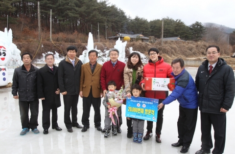 포항시 죽장 상옥리 눈썰매장이 방문객 2만명을 돌파했다.