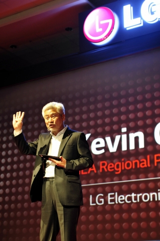 LG전자가 지역 밀착형 LG 이노페스트로 고객을 사로잡는다.