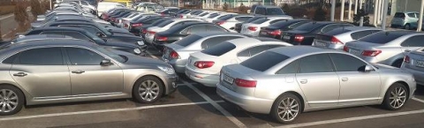 한달에 5천대 이상의 중고차를 판매하는 인천의 한 중고차매매단지 전경이다.