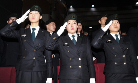 건국대 학군단 여성장교 손영지-이다혜-오유림 학생