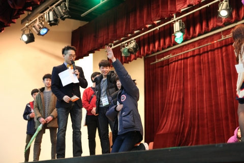 동명대가 3/3 신입생들을 위해 마련한 명사 3인 동시 특강이 주목되고 있다. 사진은 이 대학 신입생 동기유발 프로그램 최근 장면이다.