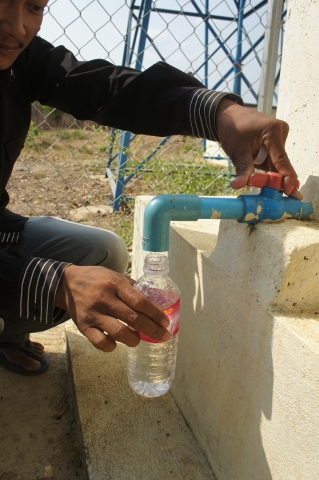 의료NGO 글로벌케어는 2012년부터 현재까지 물부족과 식수오염의 문제를 겪고있는 캄보디아 바탐방도에 식수개선 사업을 진행하고 있다.