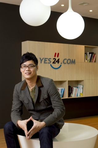 김석환 예스24 상무 겸 최고운영책임자(COO)는 오는디지털 마인즈 컨퍼런스 중 주요 시장 업데이트: 러시아, 중국, 한국, 멕시코 세션에 한국 대표로 참석한다.