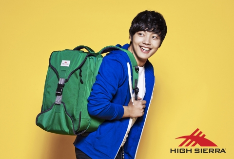 하이시에라가 올해, 가방이 1개 팔릴 때마다 1개를 기부하는 one for one 기부 캠페인을 진행한다.