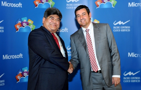 (From left) Dilip Rahulan, Executive Chairman, Pacific Controls with Bruno Delamarre, Microsoft Gulf&#039;s Regional Director Mid-Market and Partner Solutions