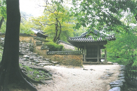 교무 4인 사진 초대전 작품 중 김법성의 선비의길