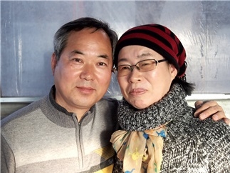 연못식당의 두 부부대표