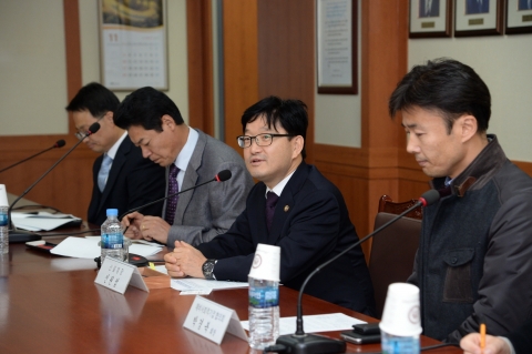 신원섭 산림청장과 박경복 산림형사회적경제협의회장