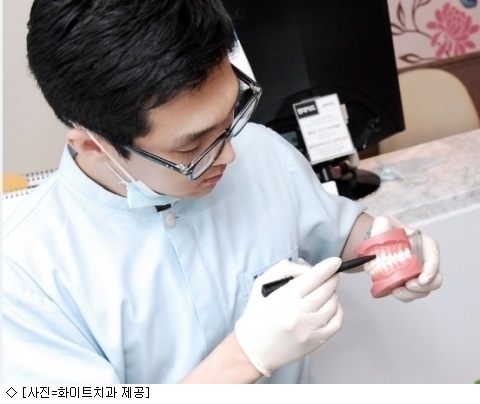 화이트치과 김행철 대표원장