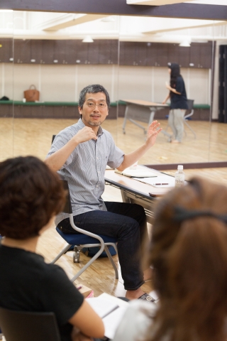 강량원 연출가