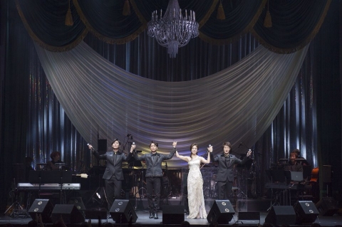 옥주현, 김승대, 전동석이 출연한 VOICE OF WONDERS 콘서트가 일본 도쿄에서 화려하게 막을 내렸다.