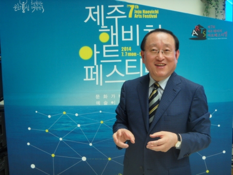 한국소리문화의전당 이인권 대표(사진)가 문화관광부장관상을 수상했다.