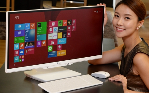 LG전자가 21:9 화면비의 시네뷰 일체형PC 29V940을 출시했다.