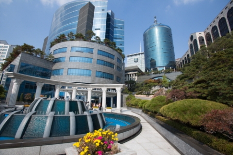 서경대학교 원격교육원은 보육교사 자격증 및 학위취득을 희망하는 학습자를 위한 2014학년도 2학기 개강반을 모집 중에 있다고 밝혔다.
