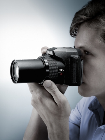 세기P&C는 촬영 용도에 따라 다양한 화각을 촬영할 수 있는 파워풀한 52배의 광학 줌 렌즈를 탑재한 펜탁스 XG-1 디지털 카메라 출시했다.