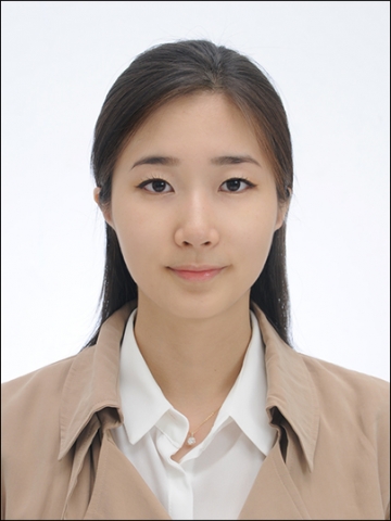 건국대 교육대학원은 미술교육과 석사과정 차해은 학생이 주방용품회사 월드키친이 주최한 제5회 코렐 패턴 디자인 공모전에서 1등인 대상을 차지했다.