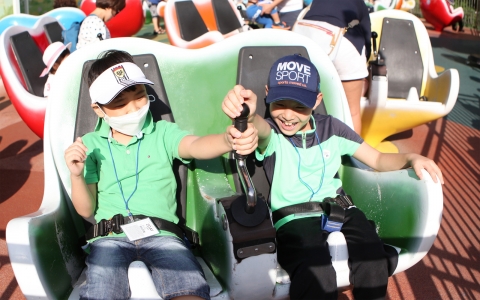 한국백혈병어린이재단은 소아암 어린이와 가족을 위하여 2014 우체국과 함께하는 한사랑 문화체험을 개최했다.
